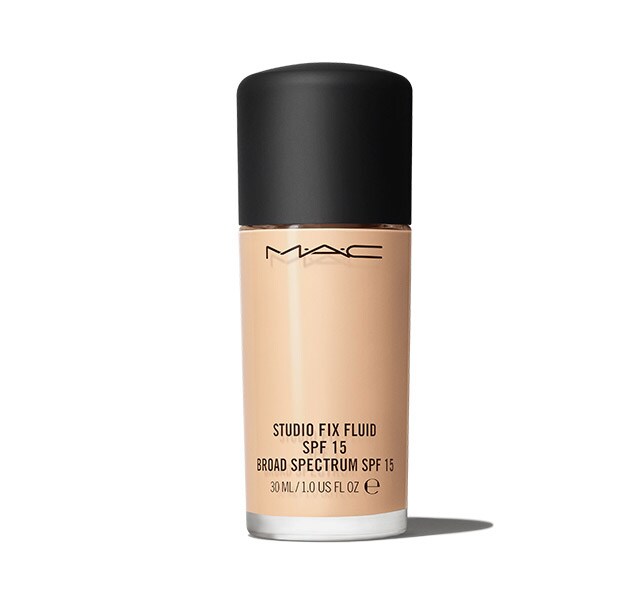 Тональная основа Studio Fix Fluid SPF 15 Foundation Тональная основа Studio Fix Fluid SPF 15 Foundation