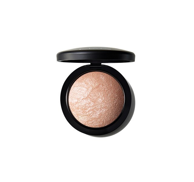 Хайлайтеры для лица MAC: официальный сайт MAC — цены и отзывы