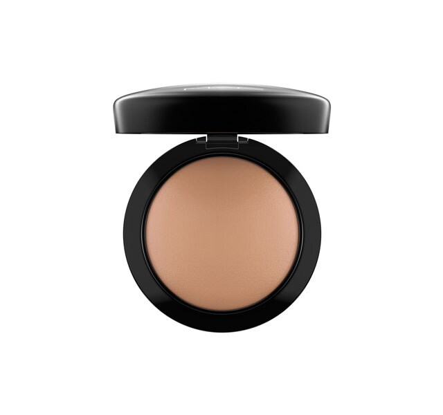 mac mineralize skinfinish natural review deep dark