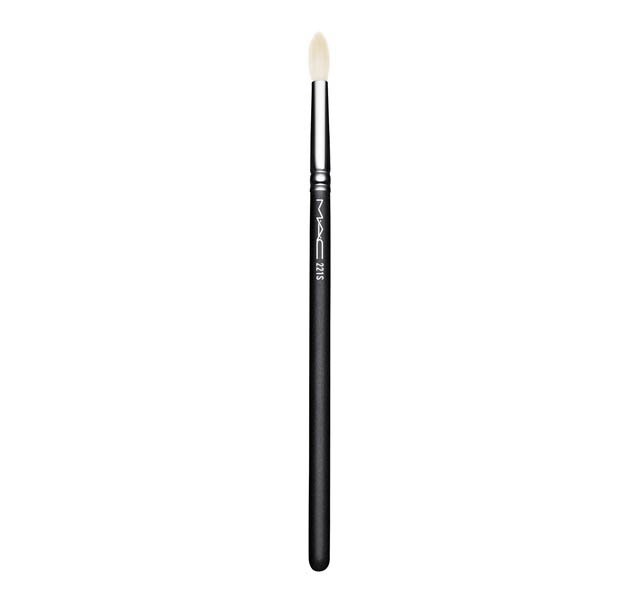 Кисть косметическая 221S Mini Tapered Blending Кисть косметическая 221S Mini Tapered Blending